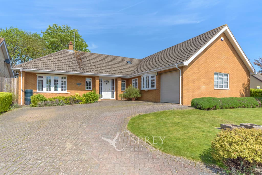 Clifton Drive, Oundle, Northamptonshire,