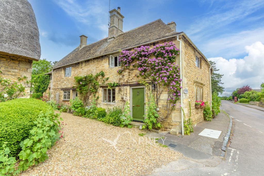 Kings Cliffe Road, Apethorpe, Northamptonshire, PE8,