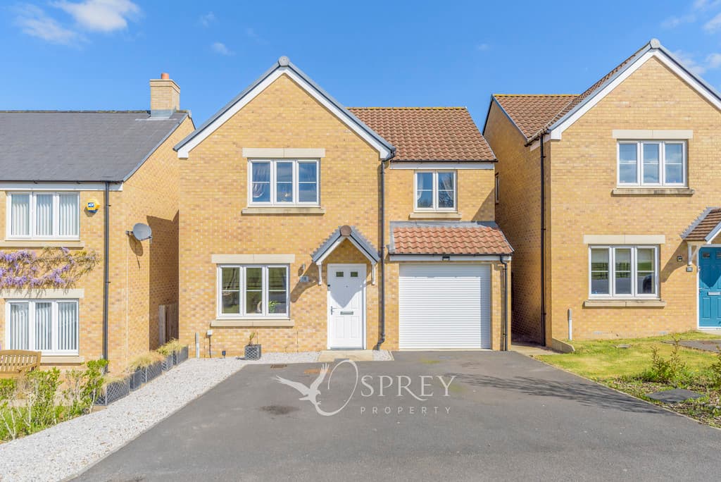 Yates Close, Weldon, Northamptonshire, NN17,