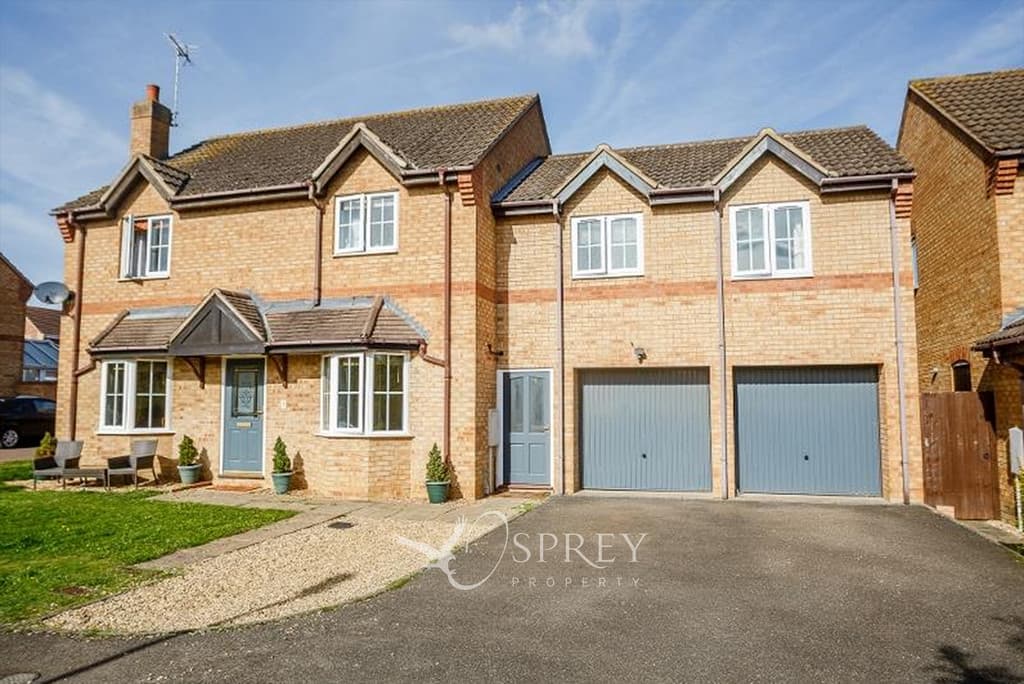 Walcot Close, Oundle,
