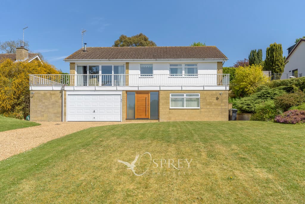 Riverside Close, Oundle, Peterborough,