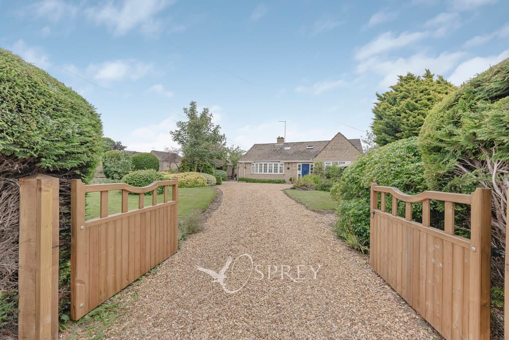 Glapthorn Road, Oundle,