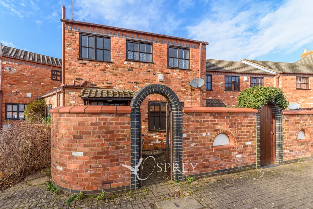 White Lion Gardens, Oakham, Rutland,