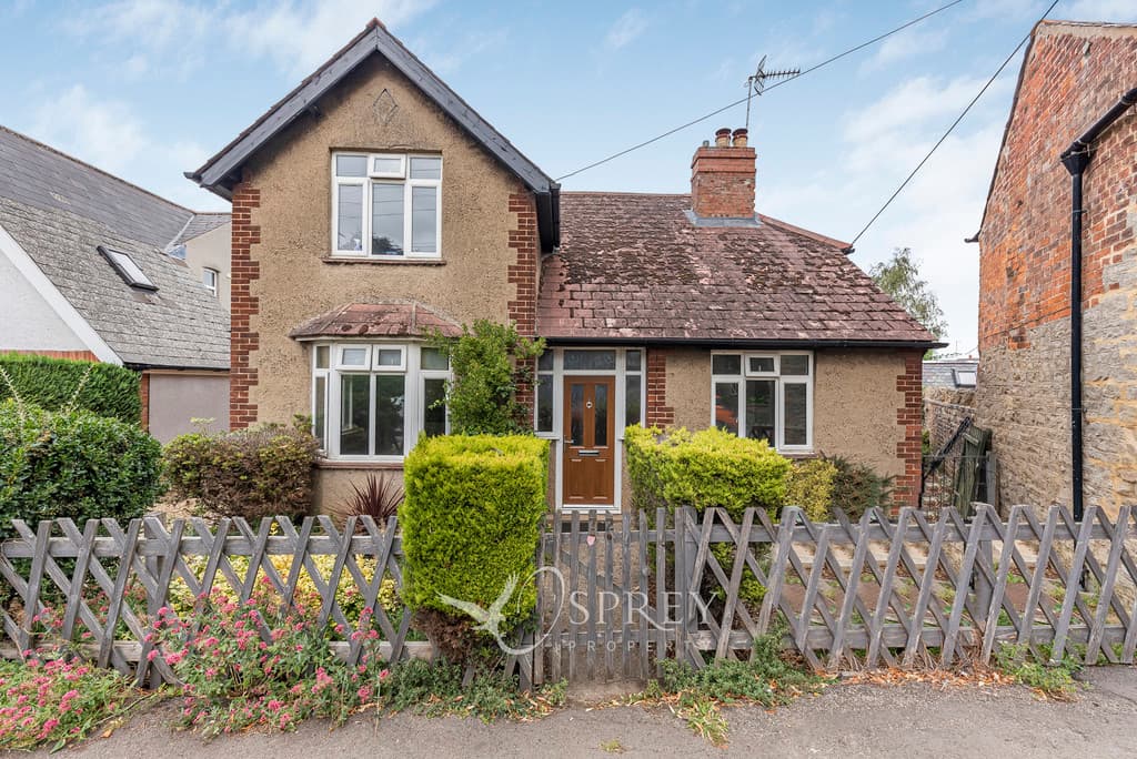 Glapthorn Road, Oundle, Peterborough,