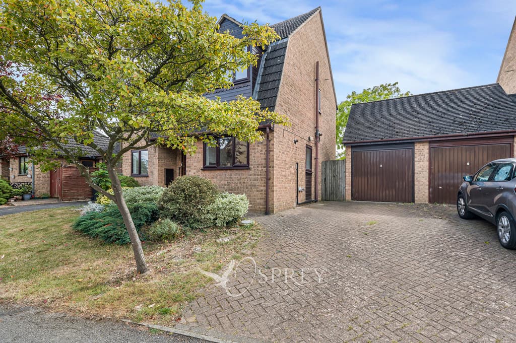 Wentworth Drive, Oundle, Peterborough,