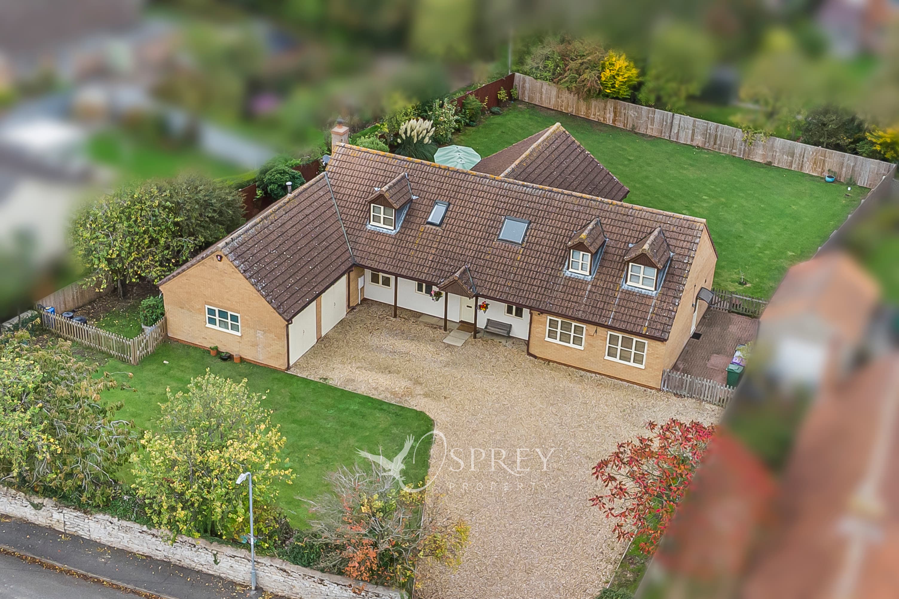 High Street, Swayfield,