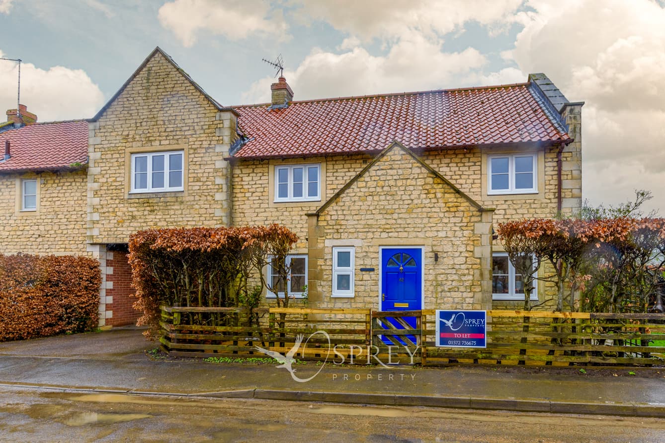 Glen Road, Castle Bytham, Grantham,