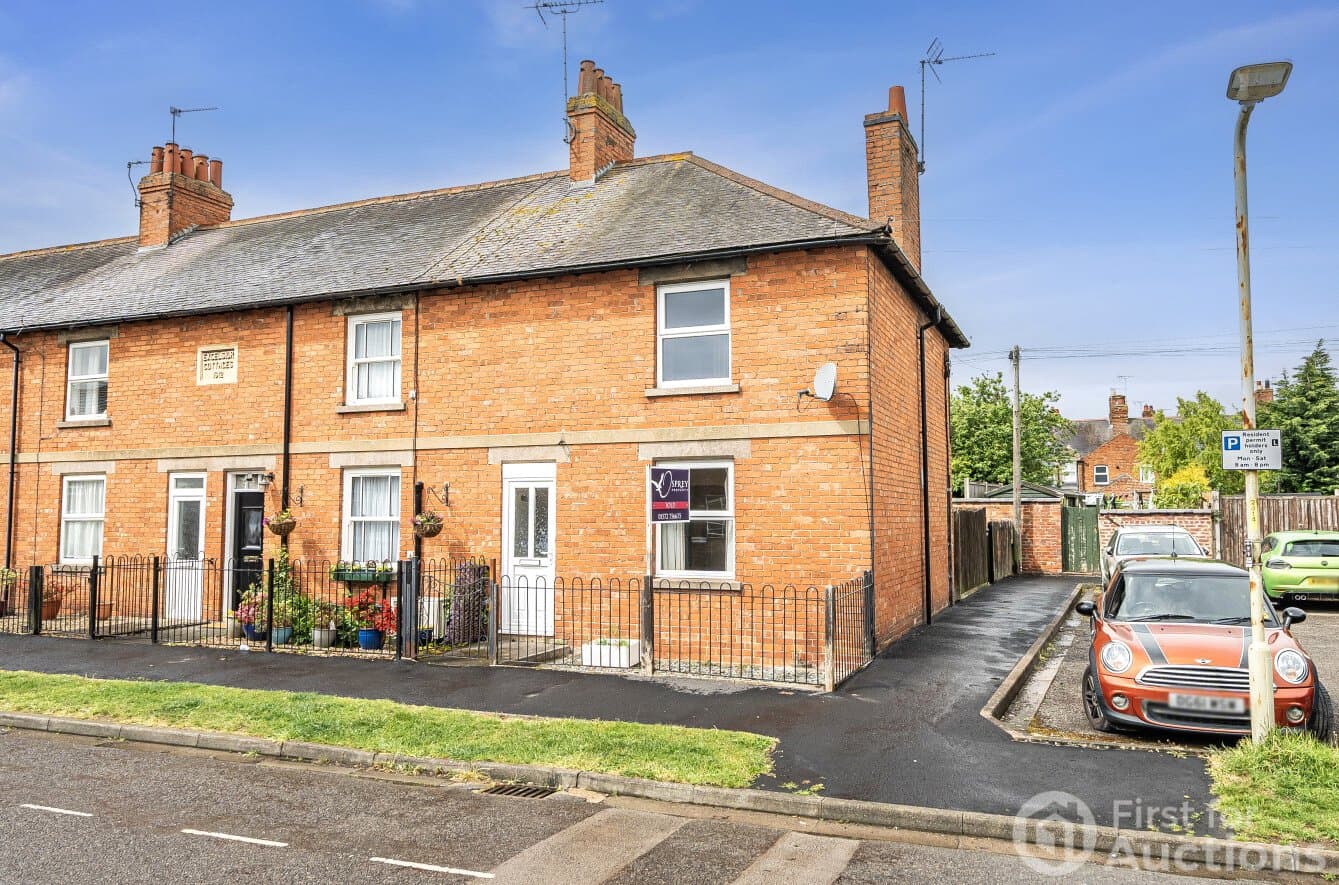 Long Row, Oakham,