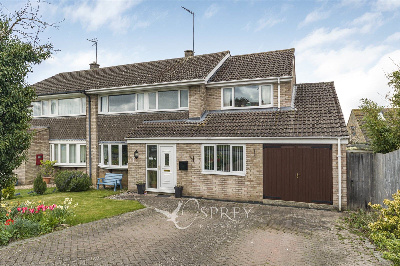 Mauntley Avenue, Brigstock, Northamptonshire,